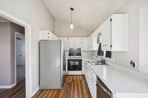 Kitchen - 470 E Maple St, Morrison, TN 37357 photo 1 of 2