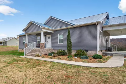 808 Bugger Ridge Rd, Mcminnville, TN 37110