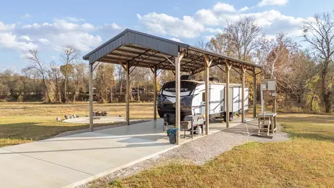 6425 Cravens Rd, Savannah, TN 38372