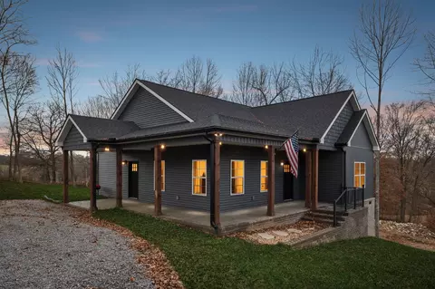 431 Lauren Ln, Westmoreland, TN 37186