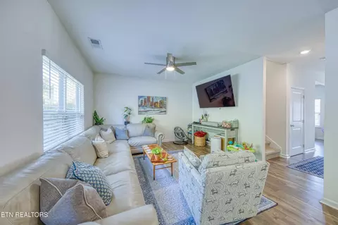 128 Ibis Loop, Oak Ridge, TN 37830 photo 9