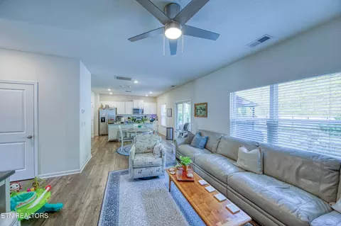 128 Ibis Loop, Oak Ridge, TN 37830 photo 8