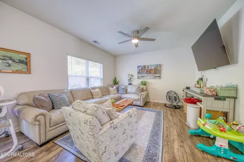 128 Ibis Loop, Oak Ridge, TN 37830 photo 7