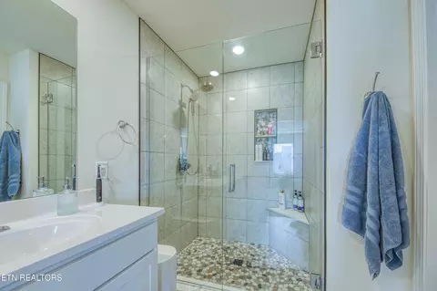 128 Ibis Loop, Oak Ridge, TN 37830 photo 18