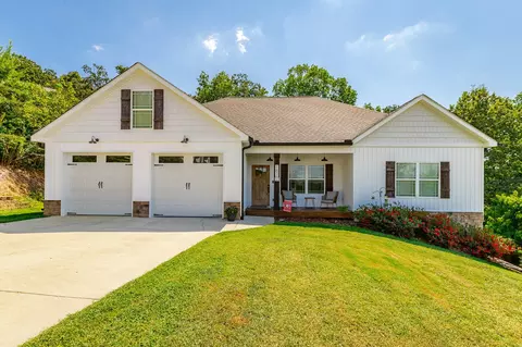 187 Southwood Cir, Ringgold, GA 30736