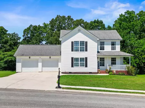 170 Battlebluff Dr, Rossville, GA 30741