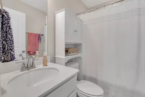 Bath - 3507 Learning Ln, Murfreesboro, TN 37128 photo 2 of 4