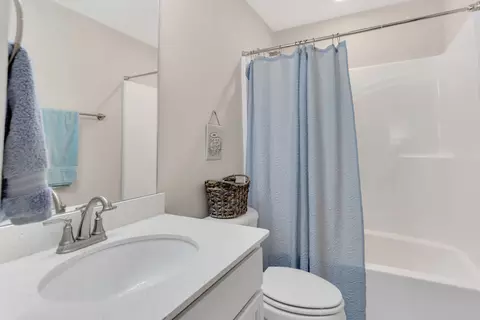 Bath - 3507 Learning Ln, Murfreesboro, TN 37128 photo 1 of 4