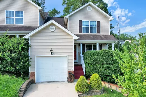 1818 Short Leaf Ln, Soddy Daisy, TN 37379