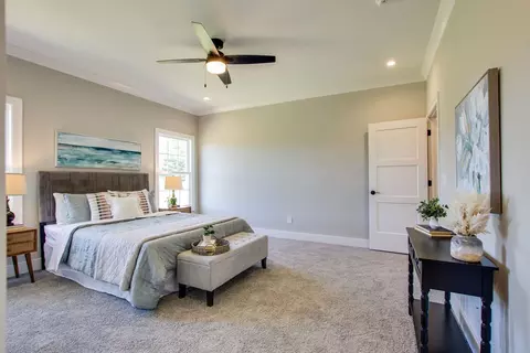 Bedroom - 72 Hickory Grove Dr, Morrison, TN 37357 photo 2 of 7