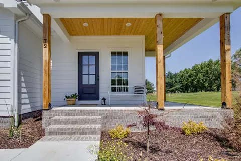 Exterior - 72 Hickory Grove Dr, Morrison, TN 37357 photo 4 of 10