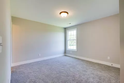 Bedroom - 72 Hickory Grove Dr, Morrison, TN 37357 photo 7 of 7