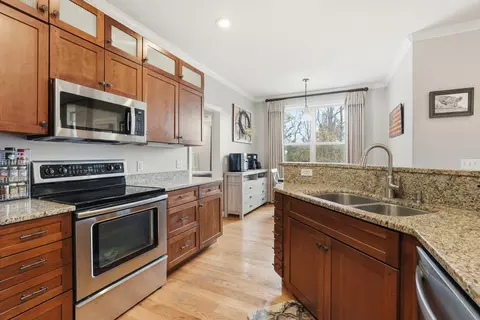 Kitchen - 205 Stephen St, Dickson, TN 37055 photo 1 of 3
