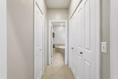 Entry Way - 205 Stephen St, Dickson, TN 37055 photo 3 of 3