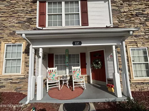 537 Orchard Valley Way, Sevierville, TN 37862