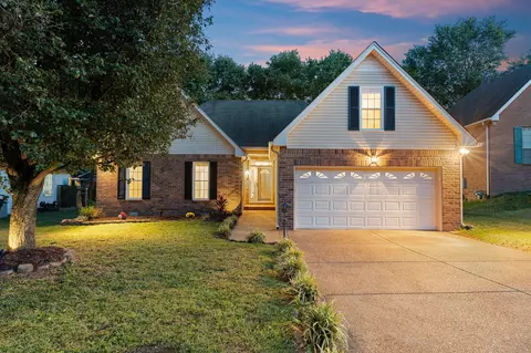 2121 Ransom Pl, Nashville, TN 37217