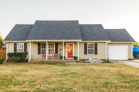 1715 Locerbie Dr, Murfreesboro, TN 37128