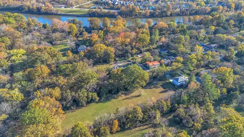 1096 Fernbank Dr, Madison, TN 37115