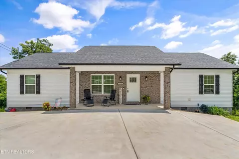 1912 Smokey High Ln, Sevierville, TN 37876
