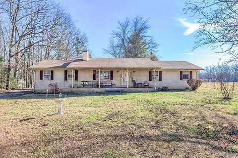 999 Sixteenth Model Rd, Manchester, TN 37355