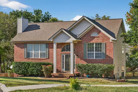 106 Hampton Ct, Hendersonville, TN 37075