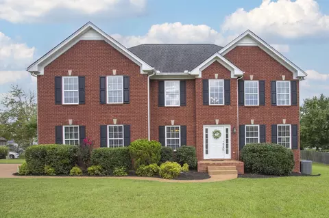 1400 Oakhall Trce, Mount Juliet, TN 37122