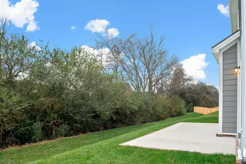 Exterior - 648 Conifer Dr, Spring Hill, TN 37174 photo 3 of 5