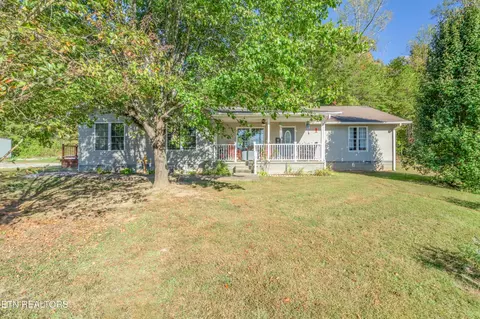 130 Anderson Ln, Harriman, TN 37748