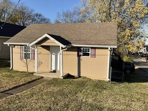 Exterior - 811 17th Ave E, Springfield, TN 37172 photo 2 of 5