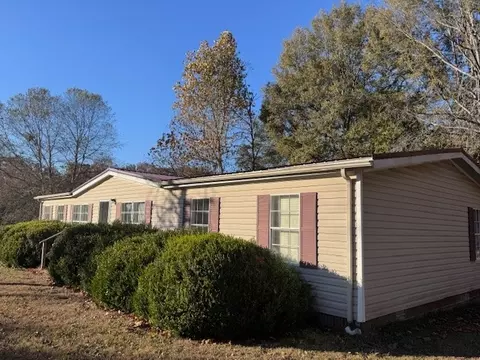 3392 Bates Rd, Lyles, TN 37098