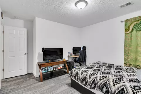 Bedroom - 208 Dimaggio Dr, Springfield, TN 37172 photo 6 of 7