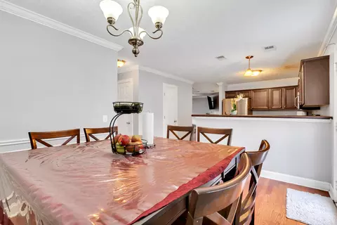 Dining - 208 Dimaggio Dr, Springfield, TN 37172 photo 2 of 2