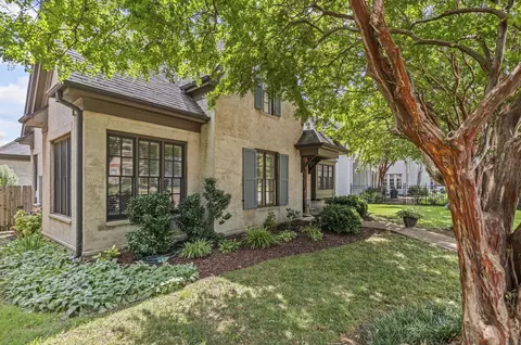 258 S Mclean Blvd, Memphis, TN 38104