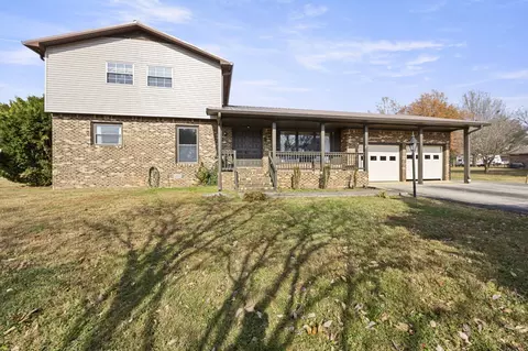 131 Freedom Ln, Winchester, TN 37398