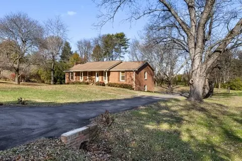 1107 Gardner Dr, Franklin, TN 37064