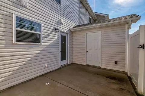 Exterior - 1037 Tradition Trl, Murfreesboro, TN 37130 photo 11 of 11