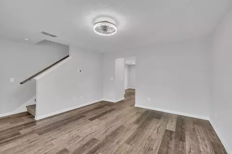 Living - 1037 Tradition Trl, Murfreesboro, TN 37130 photo 3 of 3