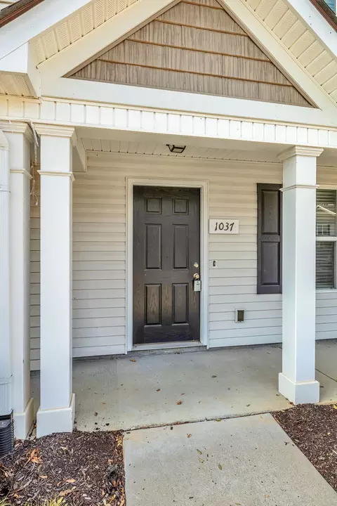 Exterior - 1037 Tradition Trl, Murfreesboro, TN 37130 photo 6 of 11
