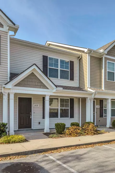 Exterior - 1037 Tradition Trl, Murfreesboro, TN 37130 photo 4 of 11