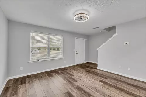 Living - 1037 Tradition Trl, Murfreesboro, TN 37130 photo 2 of 3