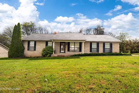 1424 John Sparks Dr, Friendsville, TN 37737