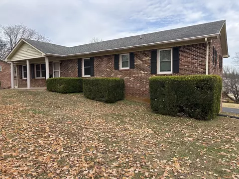 707 Shenandoah Dr, Columbia, TN 38401