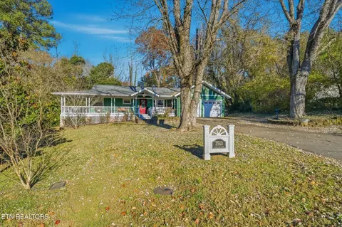 7513 Rocky Hill Ln, Knoxville, TN 37919