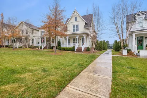 2048 General Martin Ln, Franklin, TN 37064