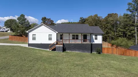 124 Pine Ridge Dr, Dayton, TN 37321