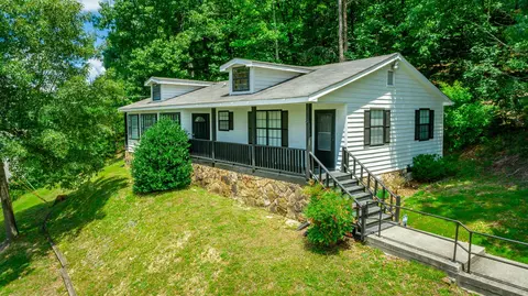 1360 Highland Rd, Chattanooga, TN 37415