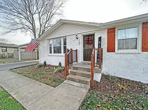 137 La Plaza Dr, Hendersonville, TN 37075