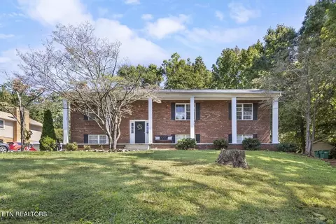 2001 Grenada Blvd, Knoxville, TN 37922