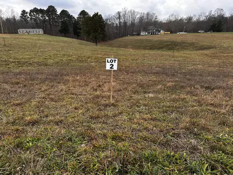2 Busby Rd # L, Loretto, TN 38469