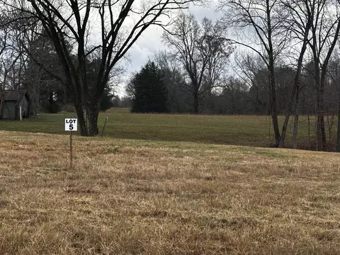 5 Busby Rd # L, Loretto, TN 38469